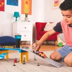 Best Sale 💯 DRIVEN By Battat DRIVEN – Airport Playset with Toy Airplane (32pc) – Micro Series ✔️ -Action Figure Playsets Shop unnamed file 765